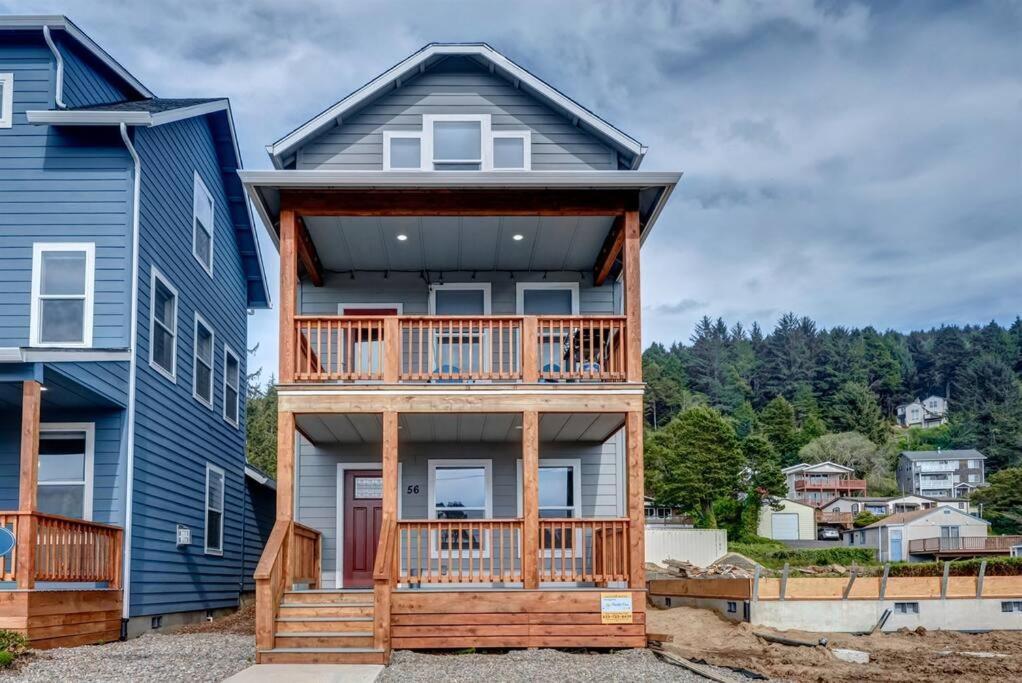 New Tri-Level Home With Ocean View And 3 En-Suite Bedrooms! Depoe Bay Exterior foto
